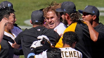 Pirates' Jack Suwinski makes history 3-home run day vs Giants