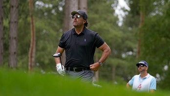 Phil Mickelson book author says he was removed from golfer's press conference