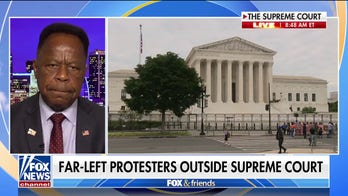 Leo Terrell rips Democrats' silence on Supreme Court protests amid crime surge: 'It's outrageous'