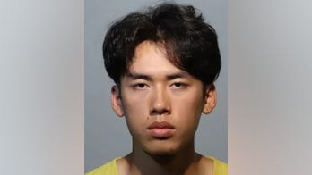 Florida man admits to killing wife, playing her favorite music and holding her hand as she died: police