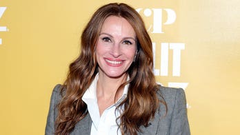 Julia Roberts shares throwback photo to celebrate her twins Phinnaeus and Hazel's 18th birthday