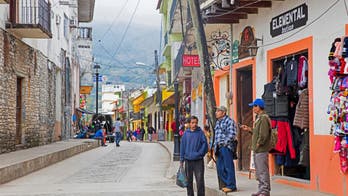 Mexican authorities find 7 dead bodies along road in popular tourist area