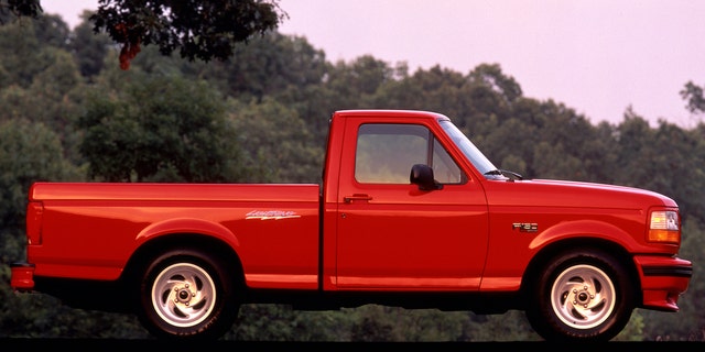 The 1995 Ford F-150 Lightning is powered by a 5.8-liter V8.
