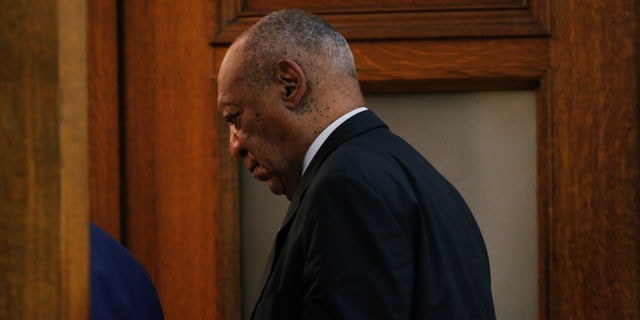 Actor and comedian Bill Cosby walks to the courtroom during the fifth day of deliberations in Bill Cosby's sexual assault trial at the Montgomery County Courthouse in Norristown, Pennsylvania, US, June 16, 2017. REUTERS/Lucas Jackson