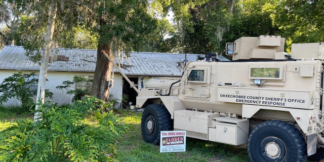 Richard Anthony Bonnell, David Allen Lewis, Monique Rumsley, Karlie Lacey, Kimberly Stein, and Loren Johnston were arrested for drug and ammunition-related offenses at a Okeechobee home in Florida on June 17, 2022.