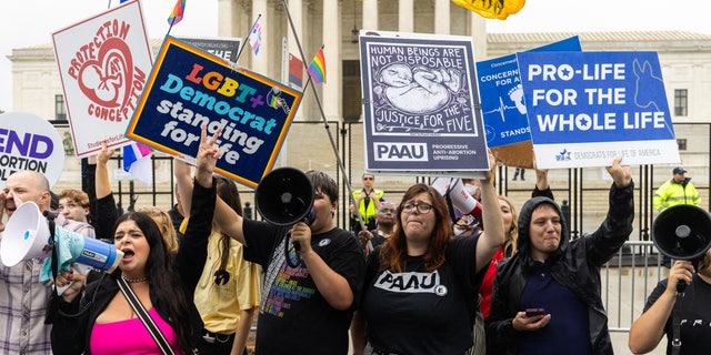 WASHINGTON D.C. - JUNE 23: Outside the Supreme Court Thursday morning ahead of possible announcement on Dobbs v. Jackson