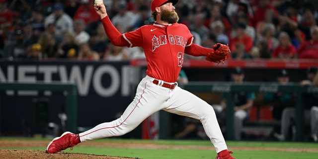 Los Angeles Angels pitcher Archie Bradley, #23, pitching in the sixth inning of an MLB baseball game against the Seattle Mariners played on June 25, 2022 at Angel Stadium in Anaheim, QUE.