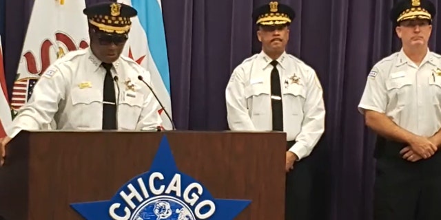 Chicago Police Superintendent David Brown said robbery suspect David Gonzelz was previously charged with robbery and attempted robbery in 2016.