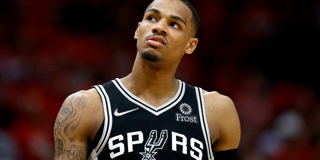 Dejounte Murray of the San Antonio Spurs during the first quarter of the 2022 NBA play-in tournament at Smoothie King Center April 13, 2022, in New Orleans.