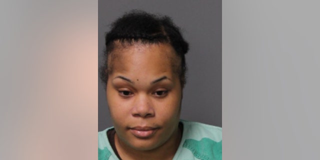 Booking photo of Kapri Lashawn Francis, who was charged with assault causing bodily injury following an incident at a Des Moines, Iowa, grocery store.