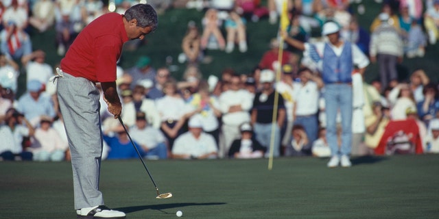 Curtis Strange at the Phoenix Open in 1991.