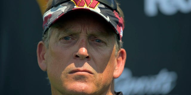 Washington Commanders defensive coordinator Jack Del Rio talks to the media after an OTA for the Washington Commanders at their training facility in Ashburn, VA on June 8, 2022.