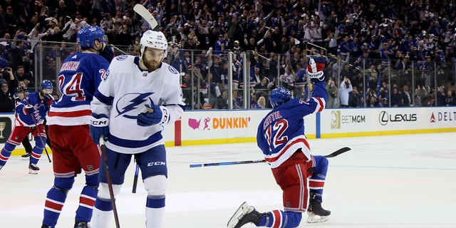 Rangers Vs Lightning Game 1 Score: Filip Chytil And The 'Kid Line' Rout ...