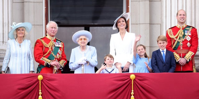 Trooping the Colour, an amazing spectacle of pomp and pageantry, finally returned to London this week for the first time since 2019. Queen Elizabeth II smiles on the balcony of Buckingham Palace during Trooping the Colour alongside (L-R) Camilla, Duchess of Cornwall, Prince Charles, Prince of Wales, Prince Louis of Cambridge, Catherine, Duchess of Cambridge, Princess Charlotte, Prince George and Prince William.