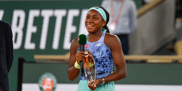 Coco Gauff after losing a tennis match against Iga Swiatek in the final of the Roland Garros women's tournament on June 4, 2022, in Paris.