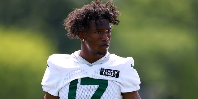 Wide receiver Garrett Wilson #17 of the New York Jets during the New York Jets mandatory mini camp at the Atlantic Health Jets Training Center on June 15, 2022 in Florham Park, New Jersey. 