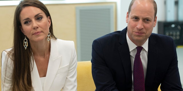 Prins William, Duke of Cambridge and Catherine, Duchess of Cambridge, mourn the passing of Deborah James.