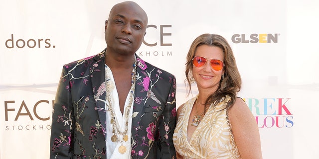Shaman Durek and Princess Martha Louise of Norway attend Derek Warburton's Celebration of the Launch of his New PRIDE Makeup Collection Benefiting GLSEN on June 10, 2022, in West Hollywood, 加利福尼亚州.