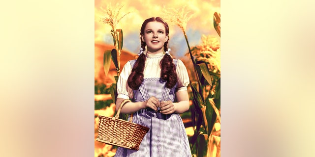 American actress and singer Judy Garland (1922-1969) as Dorothy Gale in "The Wizard of Oz," 1939. 