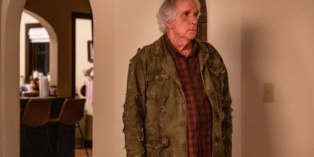 Henry Winkler said getting mauled by over 30 dogs was "a cakewalk."