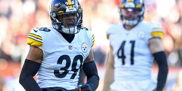 Minkah Fitzpatrick (39) of the Pittsburgh Steelers celebrates a stop on fourth down during the second half against the Cleveland Browns at FirstEnergy Stadium Oct. 31, 2021, in Cleveland.