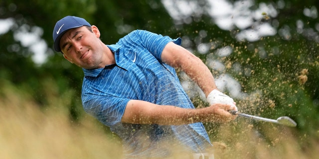 Scottie Scheffler hits on the sixth hole during the second round of the U.S. Open at The Country Club Friday, June 17, 2022, in Brookline, Mass.