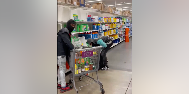 Shoplifters in Washington D.C. were caught on video stealing laundry detergent at a store near the Capitol.