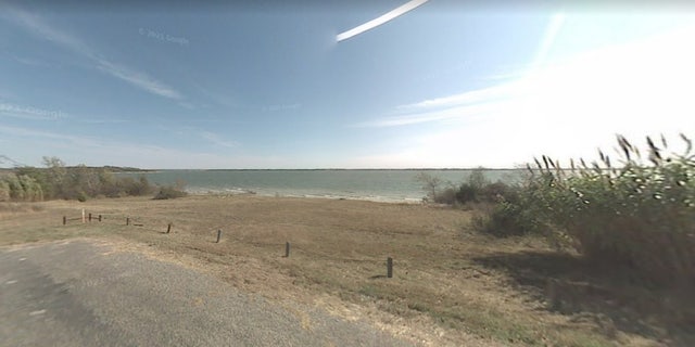 3 men died after their boat overturned on Lake Lavon, Texas. 