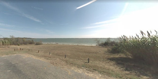3 men died after their boat overturned on Lake Lavon, Texas.
