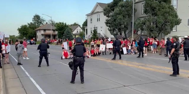 South Dakota police declare ‘unlawful assembly’ at Sioux Falls pro-choice march; smoke deployed, arrests made