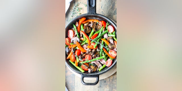 Steak and Asparagus Stir-Fry by Colleen Milne of thefoodblog.net