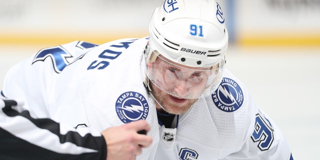  Steven Stamkos #91 of the Tampa Bay Lightning awaits a face off against the Colorado Avalanche at Ball Arena on February 10, 2022 in Denver, Colorado.