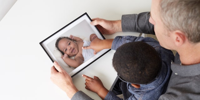 This collection of art photos turns photos into keepsakes.