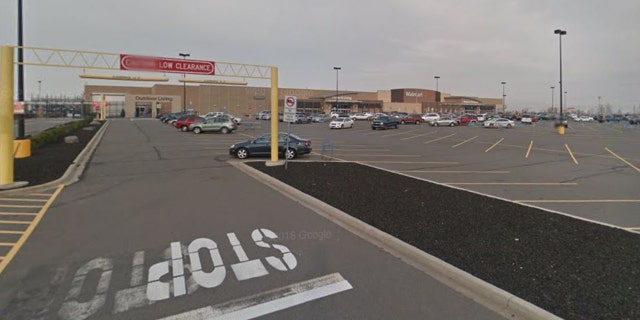The plaza in which the shooting was reported in Pittston Township, Pennsylvania.