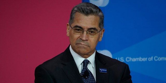 Xavier Becerra during the CEO Summit of the Americas in Los Angeles, California, en Junio 8, 2022.