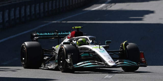 The porpoising effect is caused by ground effects aerodynamics used on F1 cars.