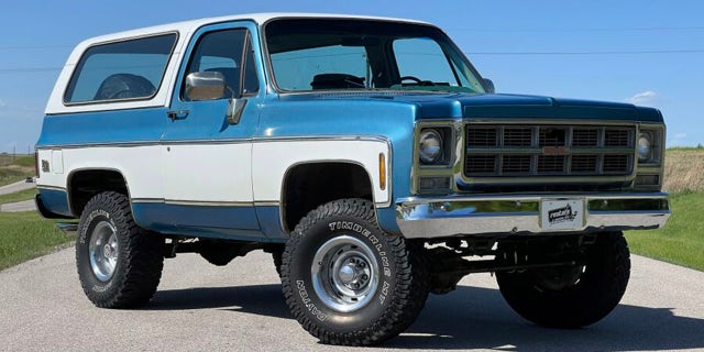 The 100 Square Body auction is scheduled for June 25 in Grand Island, Nebraska.