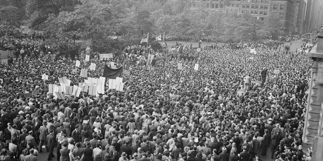Madison Square Park on D-Day in 1944