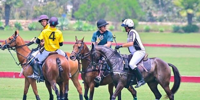 CARPINTERIA, 그 - 유월 10:  해리 왕자, Duke of Sussex is seen playing polo on June 10, 2022 in Carpinteria, 캘리포니아. (Photo by MEGA/GC Images)