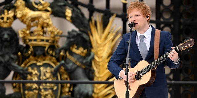 Ed Sheeran performed a few songs at Buckingham Palace