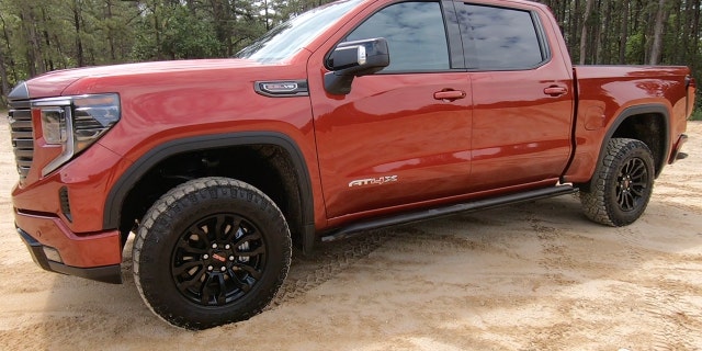 Review: The 2022 GMC Sierra 1500 AT4X is an extreme machine Review: The 2022 GMC Sierra 1500 AT4X is an extreme machine