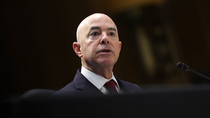 Graham, Cruz tell Mayorkas he’s on notice for possible impeachment over border crisis Graham, Cruz tell Mayorkas he’s on notice for possible impeachment over border crisis