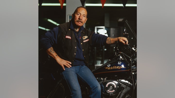 Hells Angels founder Sonny Barger dead: Motorcycle club leader ‘passed peacefully’ from cancer at 83 Hells Angels founder Sonny Barger dead: Motorcycle club leader ‘passed peacefully’ from cancer at 83