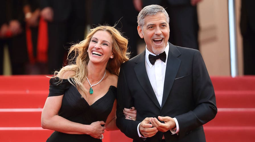 Julia Roberts, George Clooney reunite in movie trailer for 'Ticket to ...