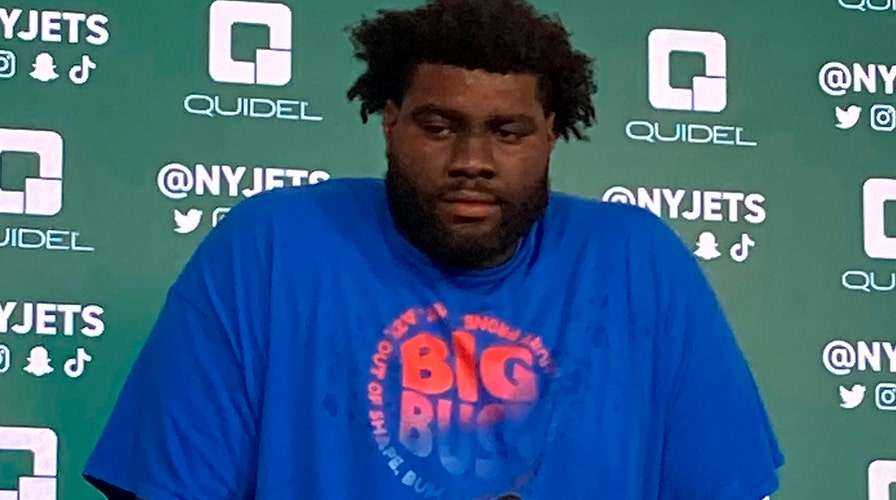 Jets' Mekhi Becton sports 'Big Bust' T-shirt as he addresses doubters