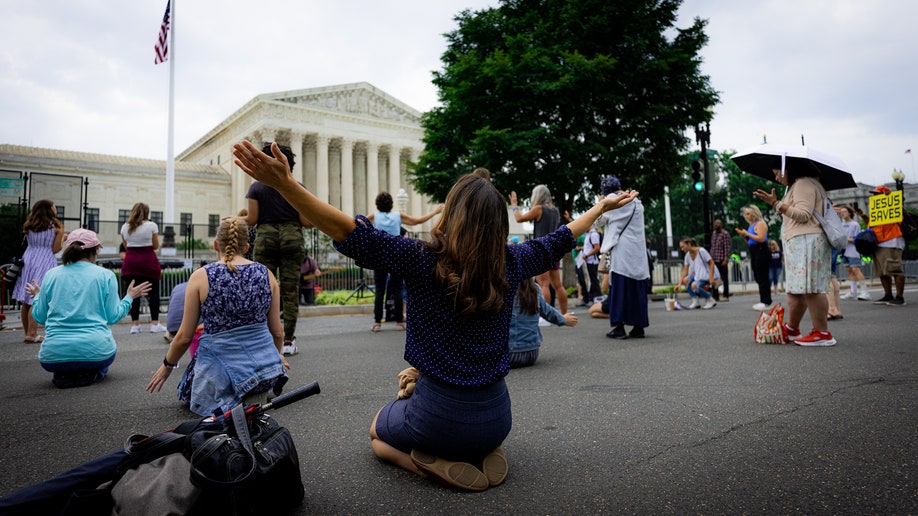 Worship Supreme Court abortion