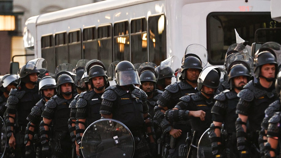 Capitol Police Riot Gear