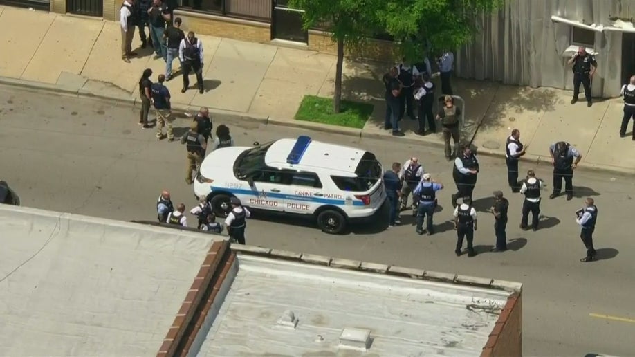 Chicago police shootout 