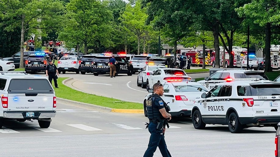 Tulsa active shooter scene