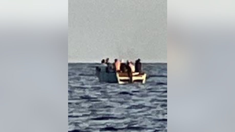 Coast Guard Cuban migrants near Florida